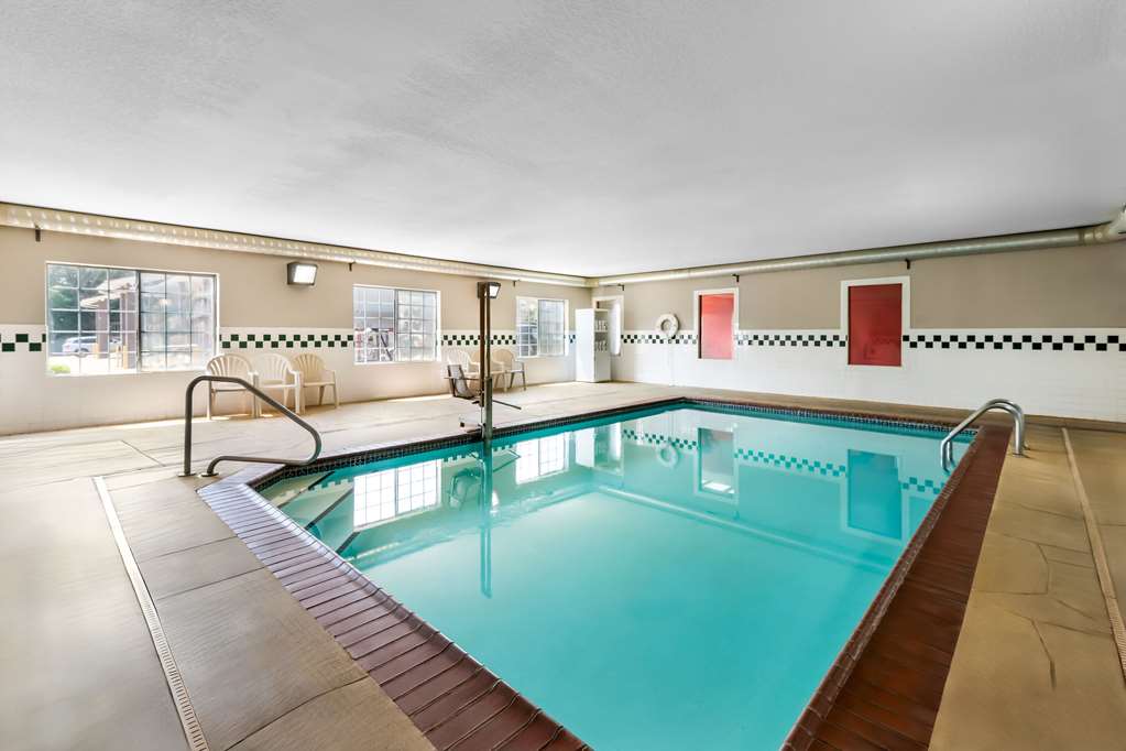 Country Inn & Suites by Radisson Hot Springs AR - photo 37