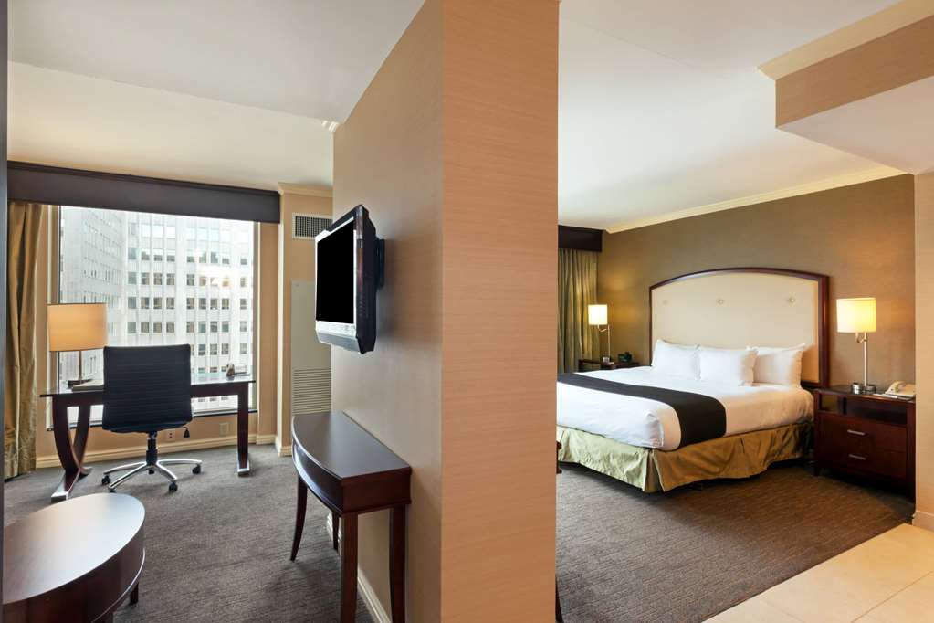 Wyndham Grand Pittsburgh Downtown - photo 21