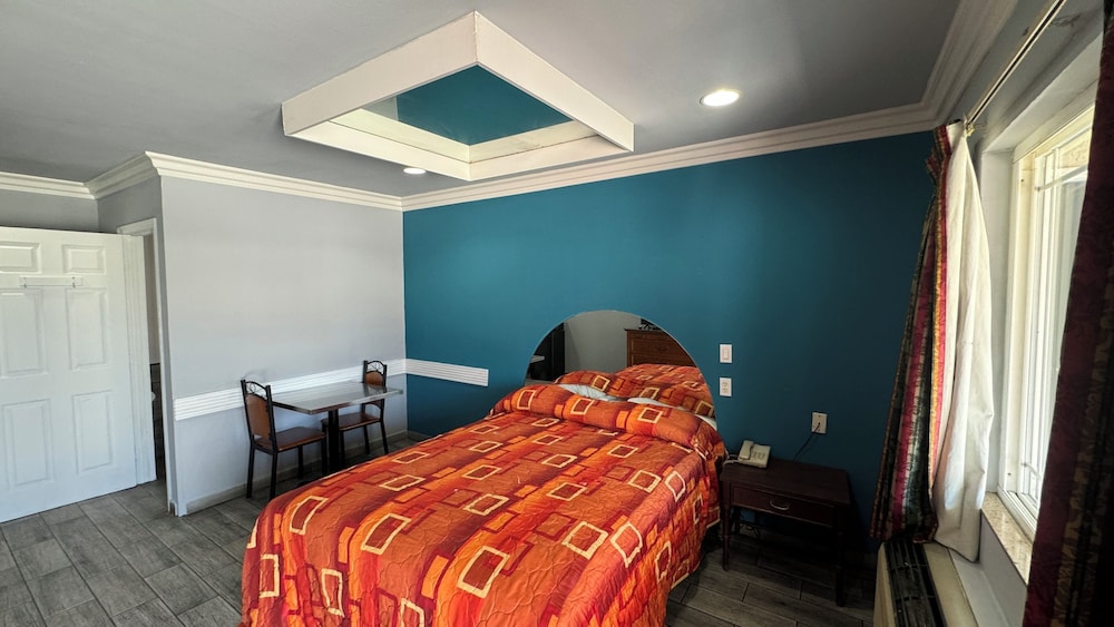Hiland Motel - photo 19