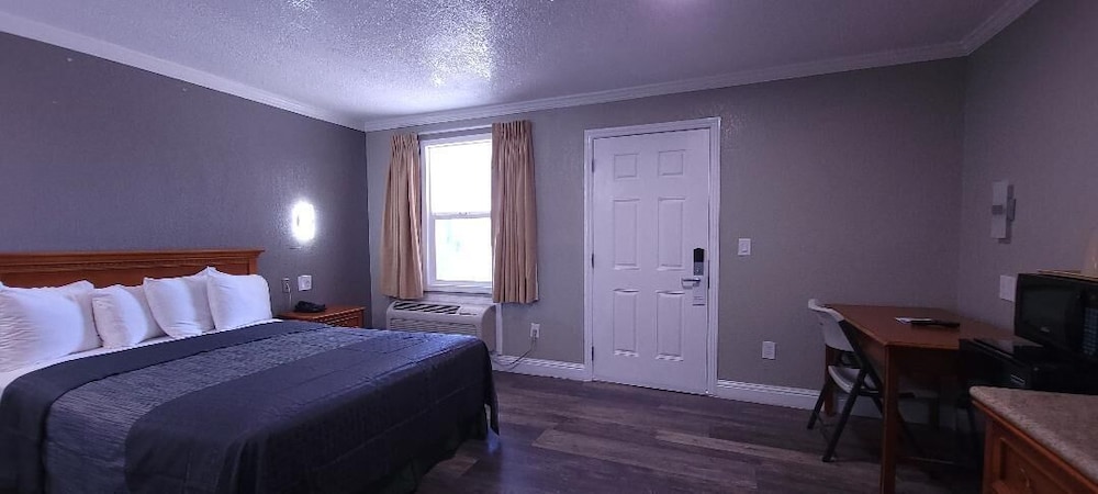 Sycamore Inn - photo 28