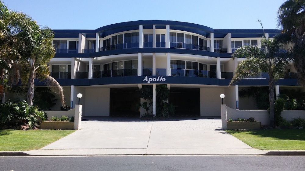 Apollo Apartments — 4-Star Luxury Hotel in Merimbula, Australia