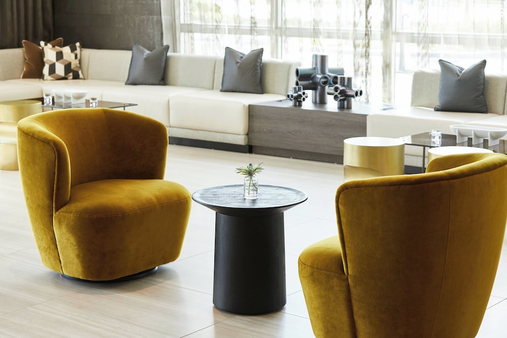 AC Hotel by Marriott Miami Airport West Doral - photo 3