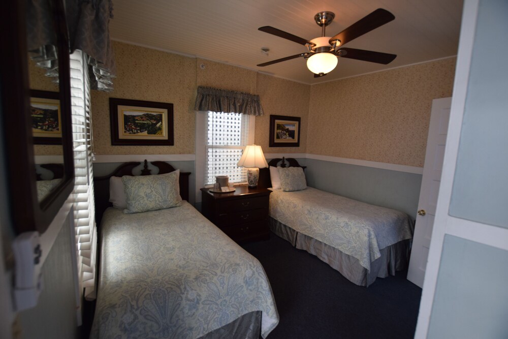 Studio 9 Hotel Catalina - photo 30