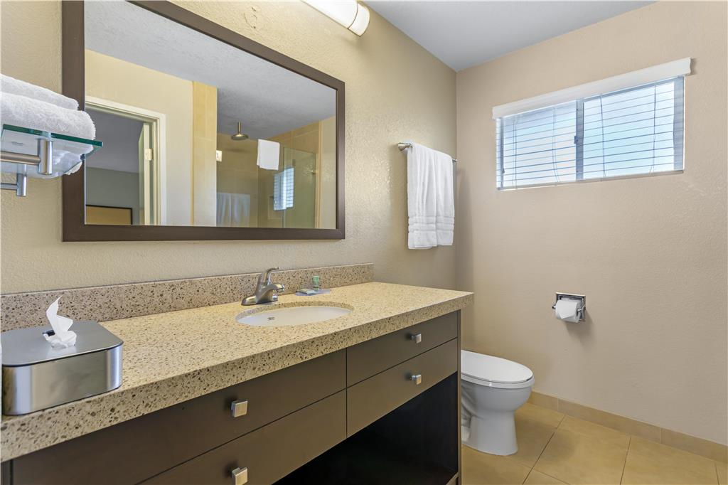 Best Western Petaluma Inn - photo 42