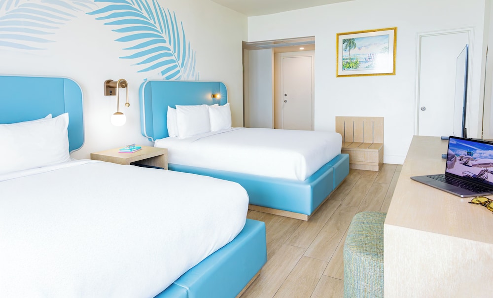 Sherry Frontenac Oceanfront Hotel - photo 35
