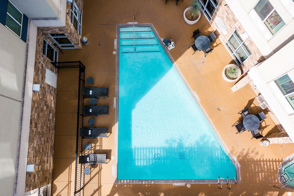 SpringHill Suites by Marriott San Antonio Alamo Plaza Convention Center - photo 16