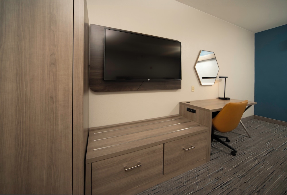 Holiday Inn Express Hotel & Suites Canyon by IHG - photo 18