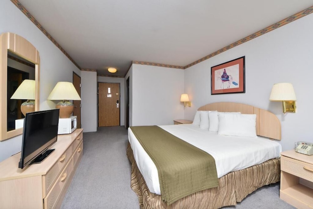West Star Hotel - photo 13