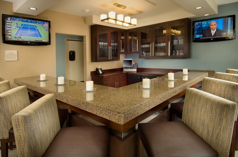 Hilton Garden Inn Silver Spring White Oak - photo 28