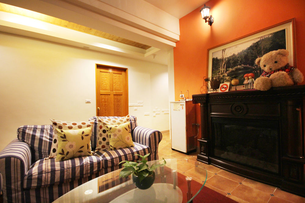 Sheng Shine Forest Resort - carbon neutral hotel in Lugu