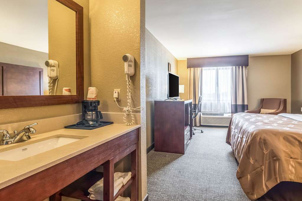 Quality Inn & Suites Salem near I 57 - photo 6