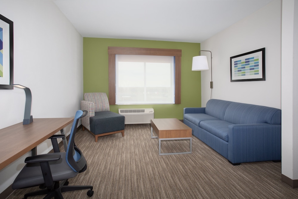 Holiday Inn Express & Suites Goodland I 70 an IHG hotel - photo 30