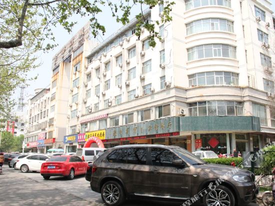 Liangshi Hotel - last minute hotel in Jining