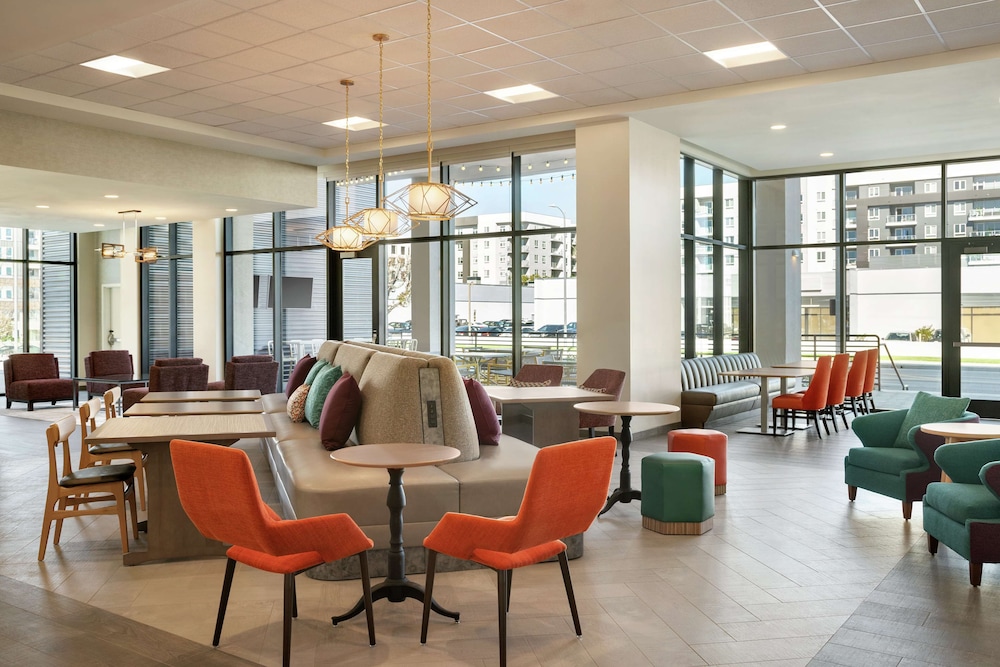 Home2 Suites By Hilton Woodland Hills - photo 3