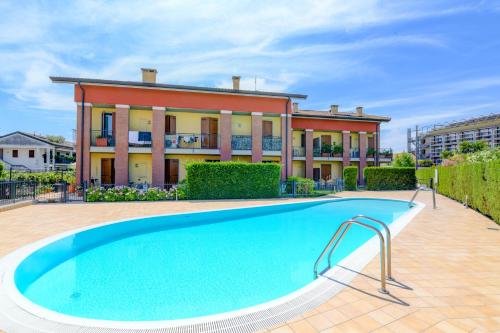 Rosa del Lago Apartment — 4-Star Luxury Hotel in Peschiera Del Garda, Italy