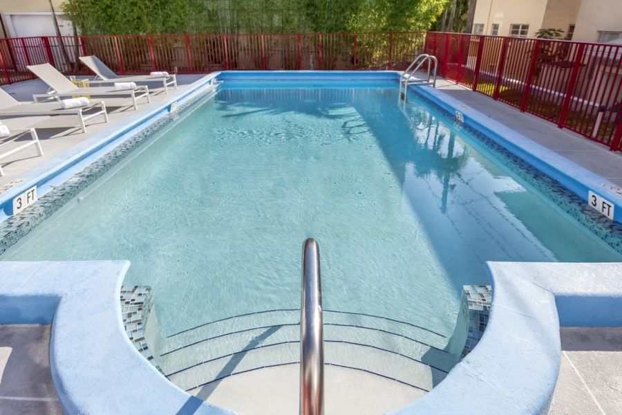 9040 Boutique Hotel — Surfside — photo 3