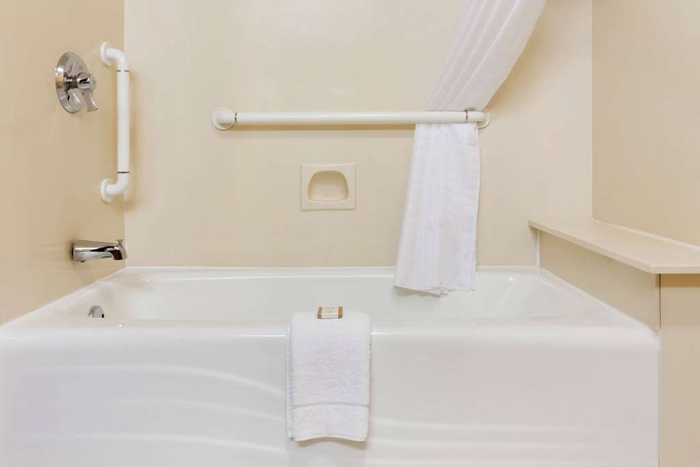Baymont by Wyndham Oklahoma City Airport - photo 17