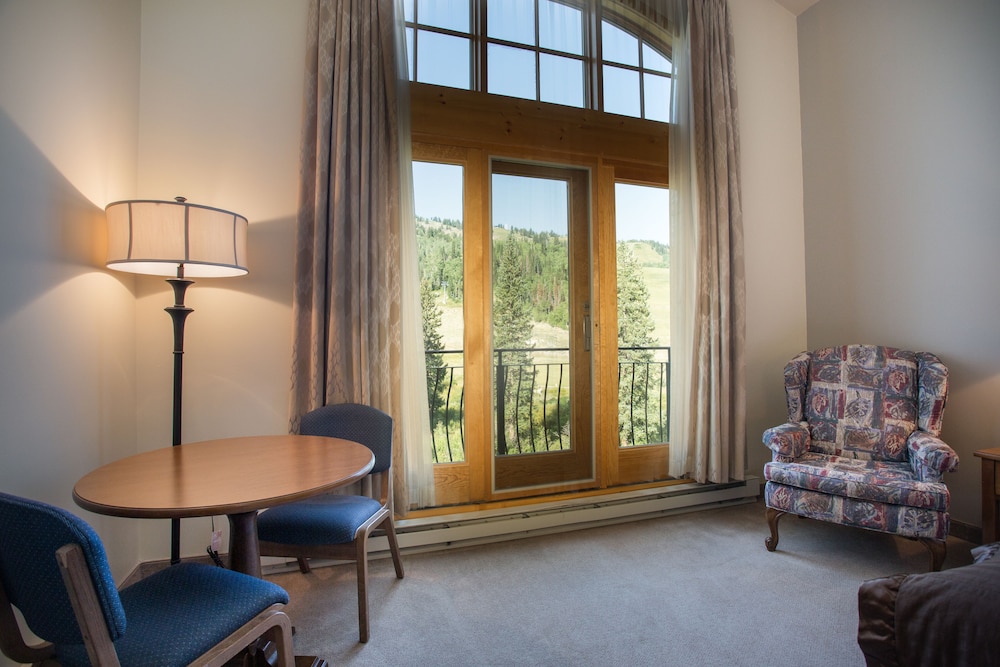 The Inn at Solitude - photo 29