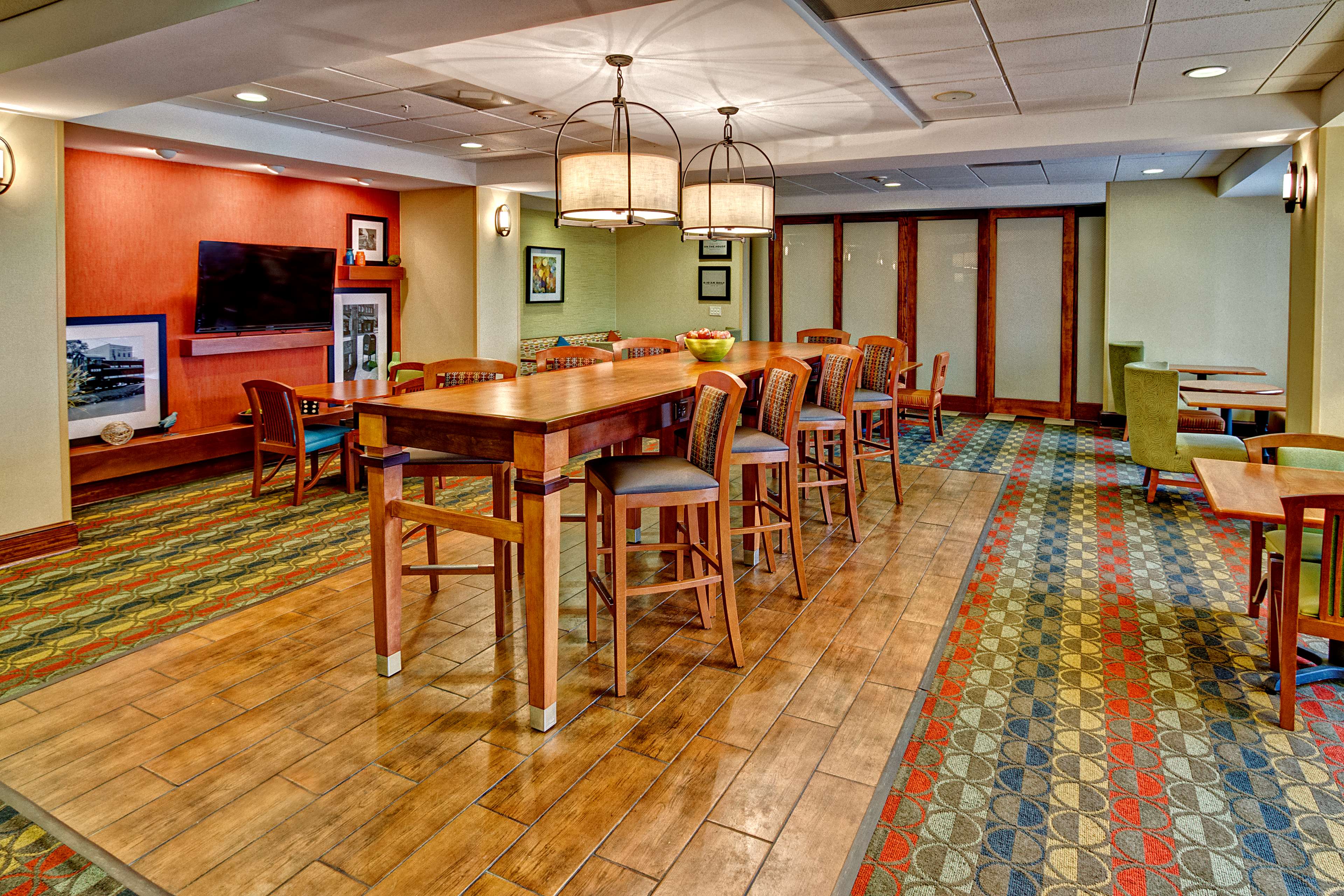 Hampton Inn Greenville - photo 7