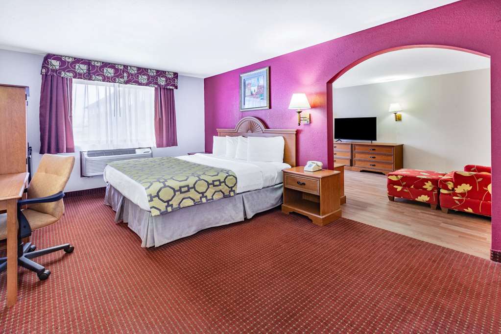 Baymont by Wyndham Perrysburg Toledo - photo 19