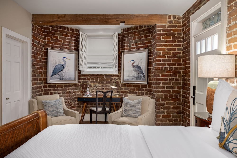 Hamilton Turner Inn - photo 19