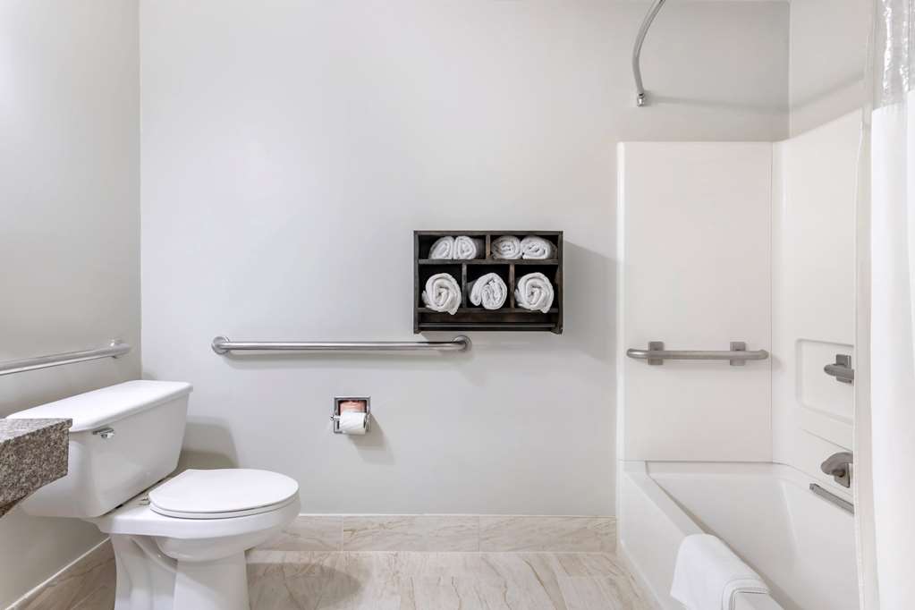 Baymont by Wyndham Kennesaw - photo 23