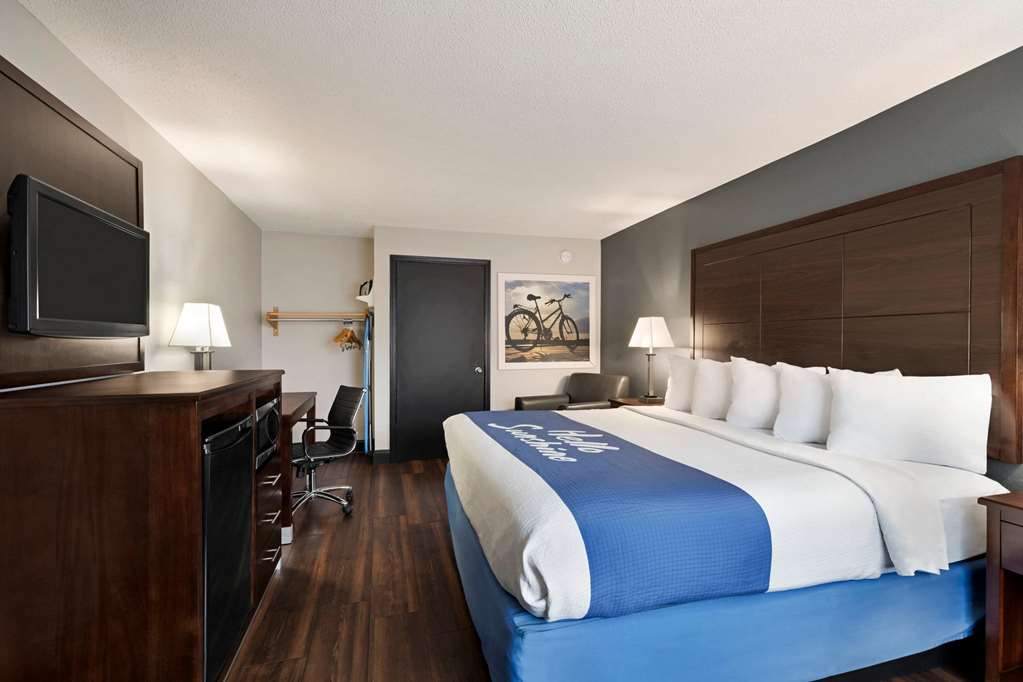 Days Inn by Wyndham Rock Hill - photo 12