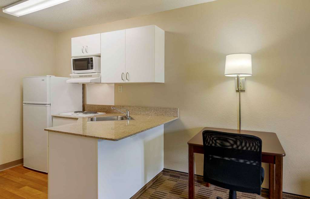 Extended Stay America Select Suites Atlanta Alpharetta Rock Mill Rd. - photo 16