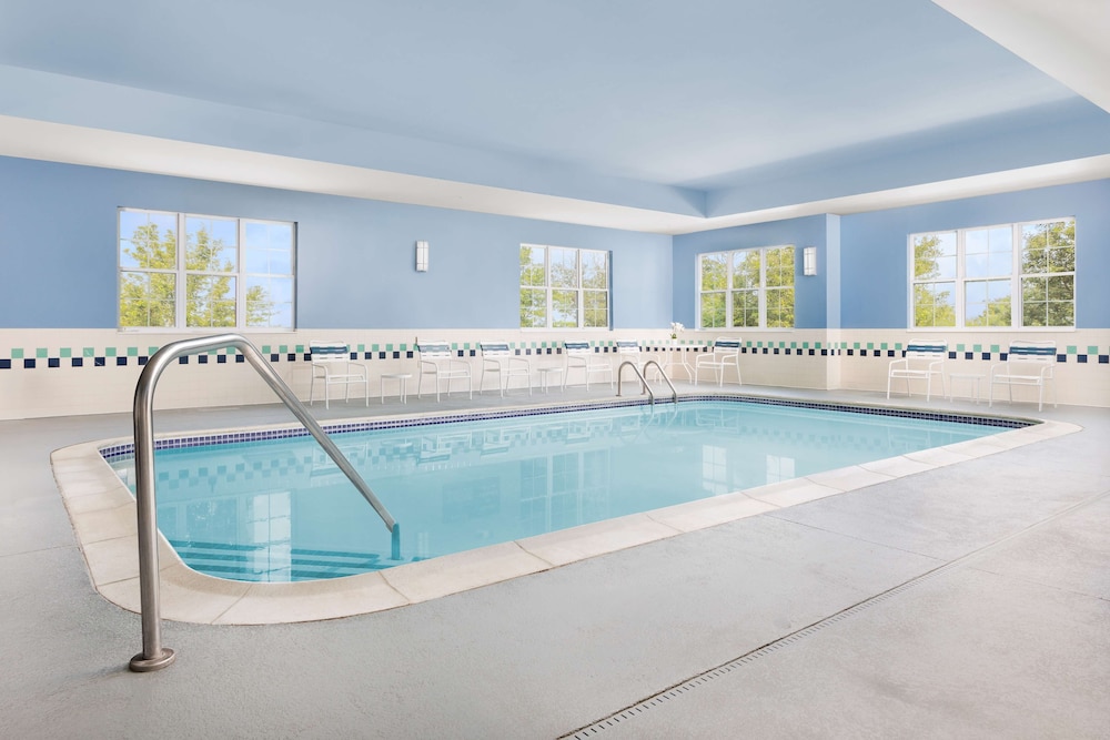 Homewood Suites by Hilton Portsmouth - photo 24