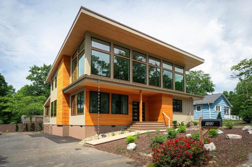 Skyview Oasis Modern Build 1 Mile from Downtown Black Mtn — Black Mountain — photo 5