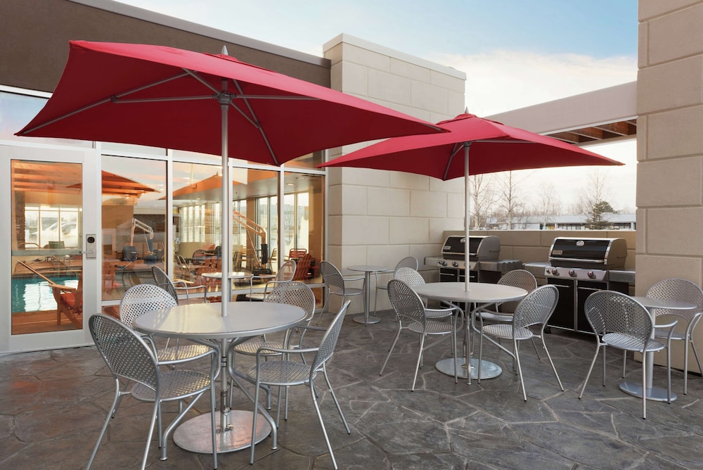 Home2 Suites by Hilton Anchorage Midtown - photo 35