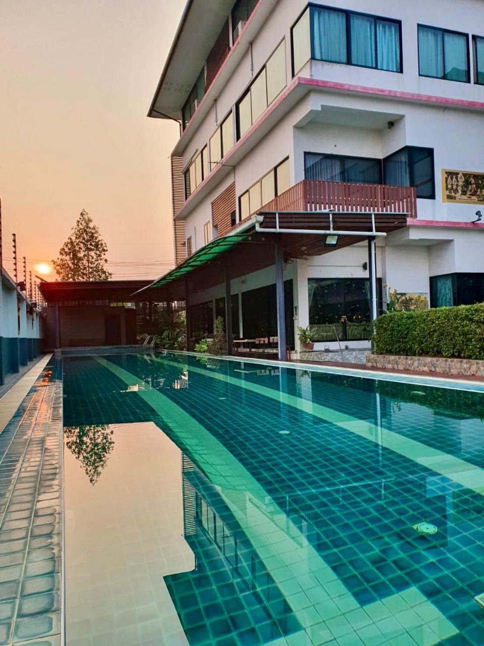 Poolvilla Pathumthani - carbon neutral hotel in Pathum Thani