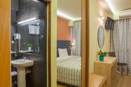 Pitsakis Hotel — Tolon — photo 3