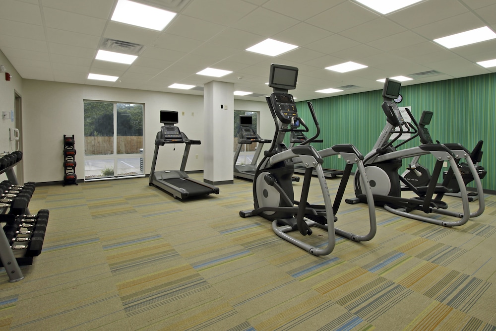 Holiday Inn Express & Suites Columbus North by IHG - photo 20