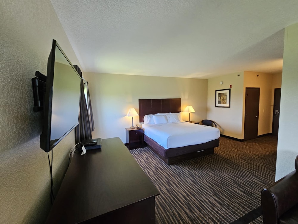 Cobblestone Inn & Suites Maryville - photo 19