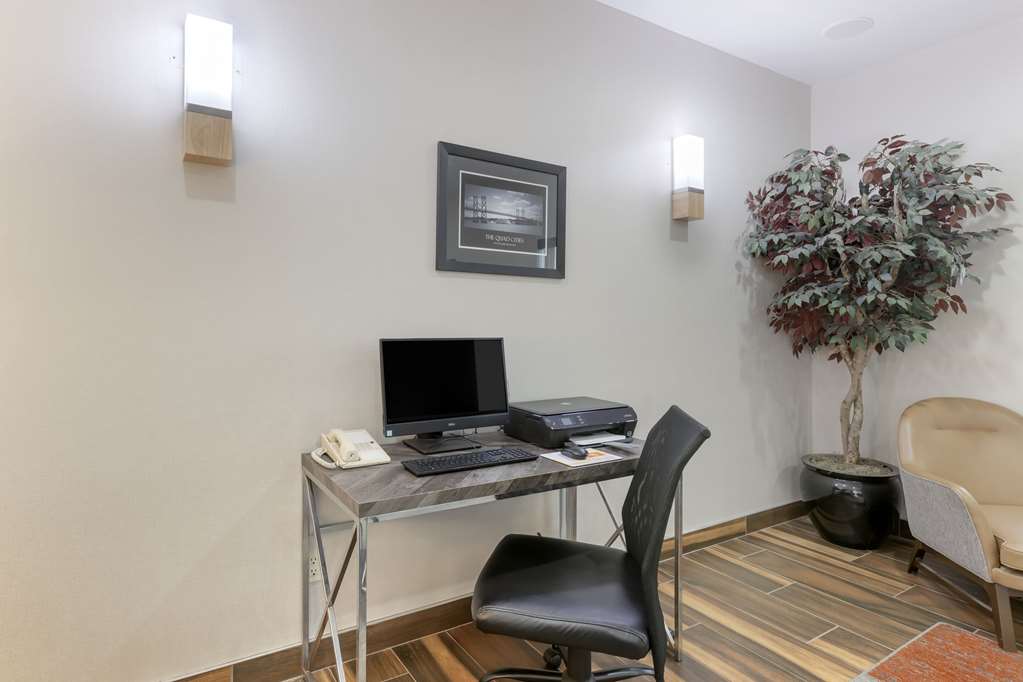 Comfort Inn & Suites Davenport Quad Cities - photo 35