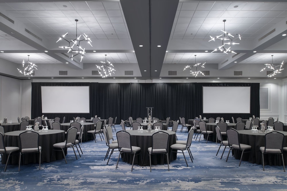 Renaissance Framingham Hotel & Conference Center - photo 42
