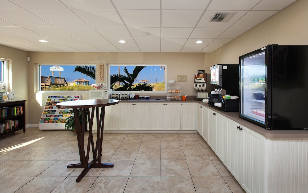 Silver Surf Gulf Beach Resort - photo 28