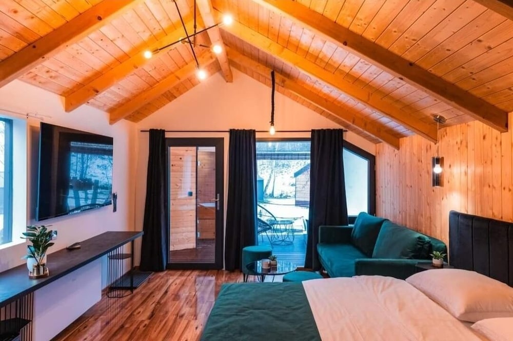 Glamping Resort Halicanum — 4-Star Luxury Hotel in Sveti Martin Na Muri, Croatia