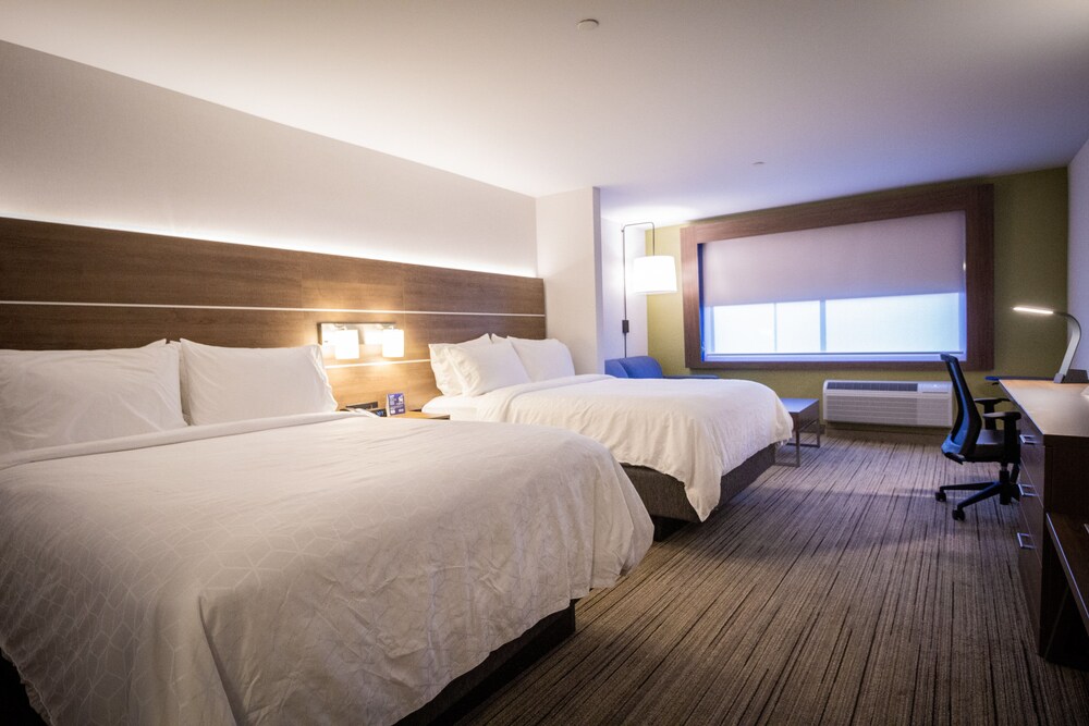 Holiday Inn Express & Suites Boston South Randolph by IHG - photo 9