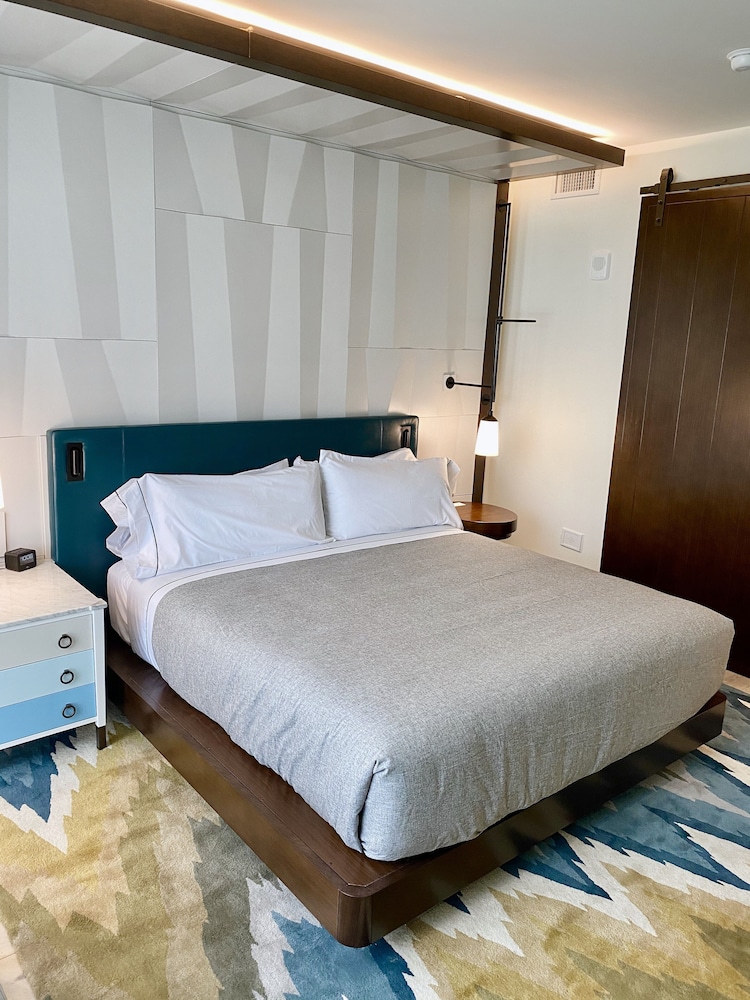 Canopy by Hilton Charlotte Southpark - photo 14