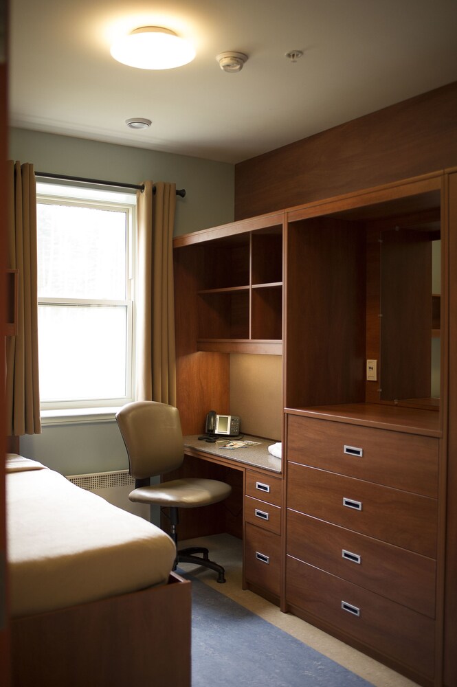 Grenfell Campus Summer Accommodations - carbon neutral hotel in Corner Brook