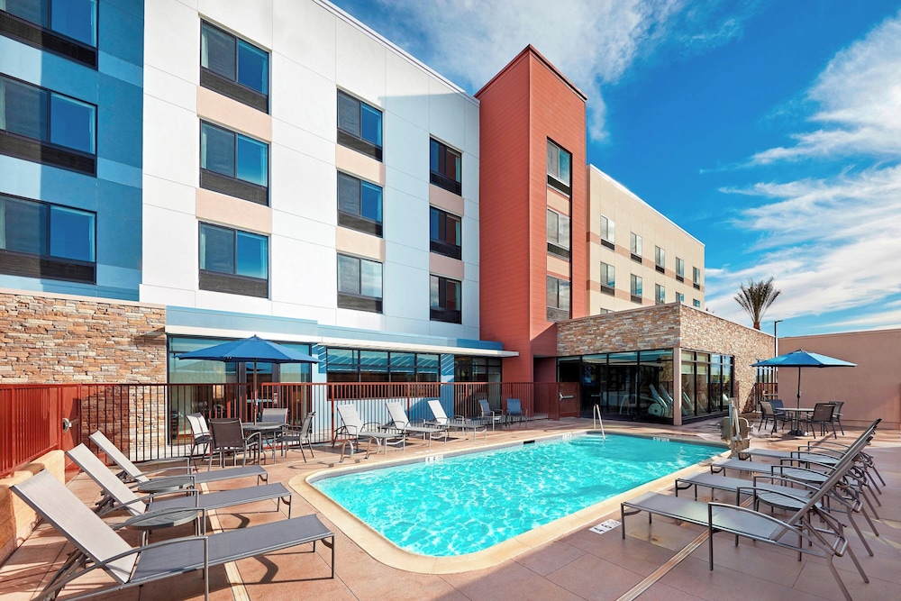 Fairfield by Marriott Inn & Suites Indio Coachella Valley - photo 14