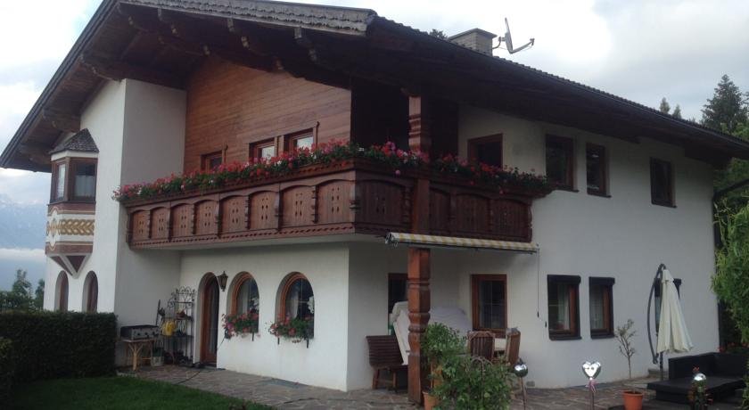 Landhaus Peer — 4-Star Luxury Hotel in Innsbruck, Austria