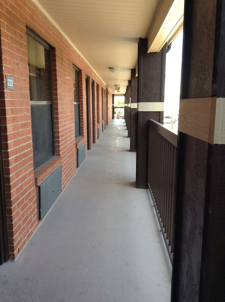 Sky Palace Inn and Suites Laredo - photo 48