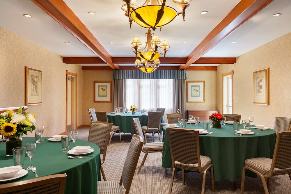Homewood Suites by Hilton San Francisco Airport North - photo 45