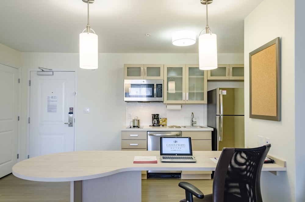 Candlewood Suites Miami Intl Airport 36th St by IHG - photo 17