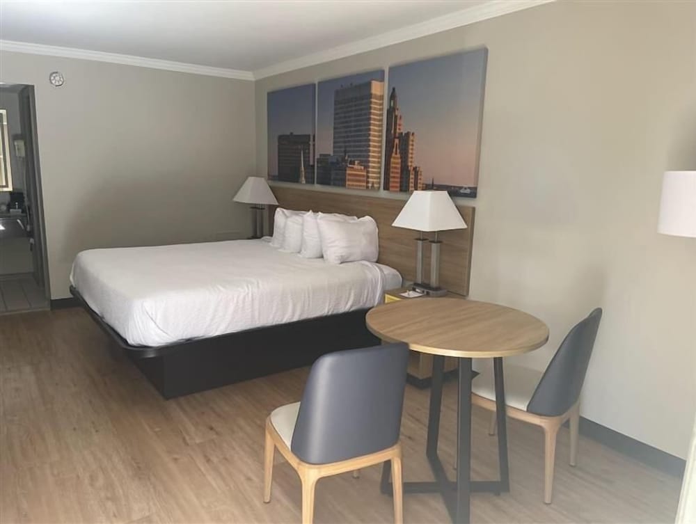 Days Inn by Wyndham Wilmington Brandywine - photo 14