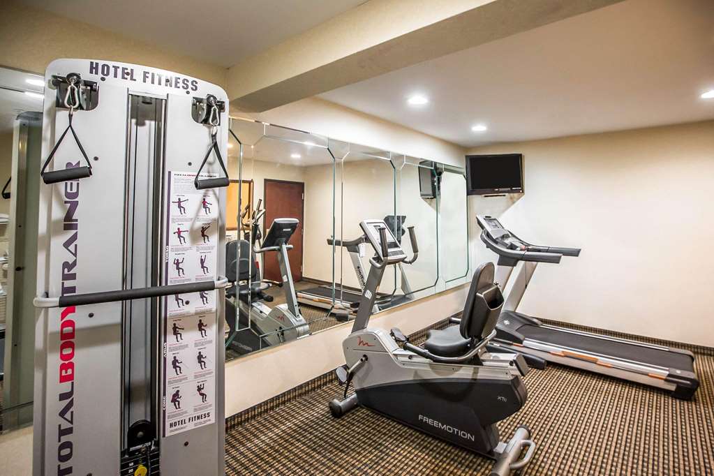 Econo Lodge Inn & Suites Monroe - photo 19