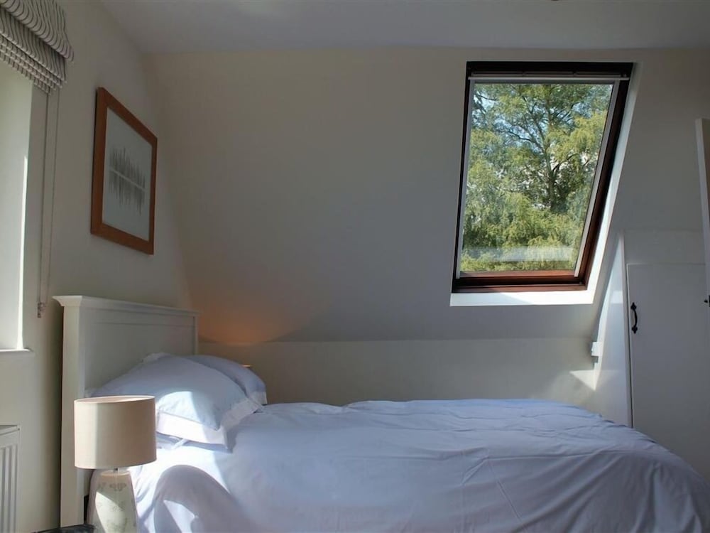 Granary Cottage — Wadhurst — photo 4
